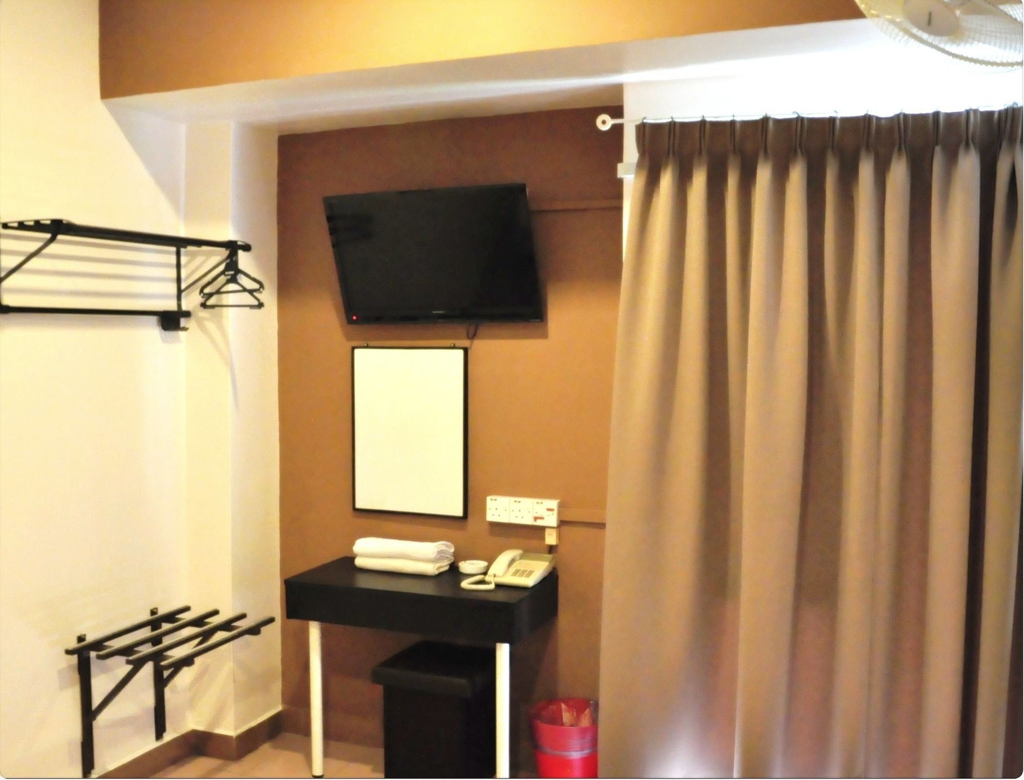 Galaxy Inn Lumut Exterior foto